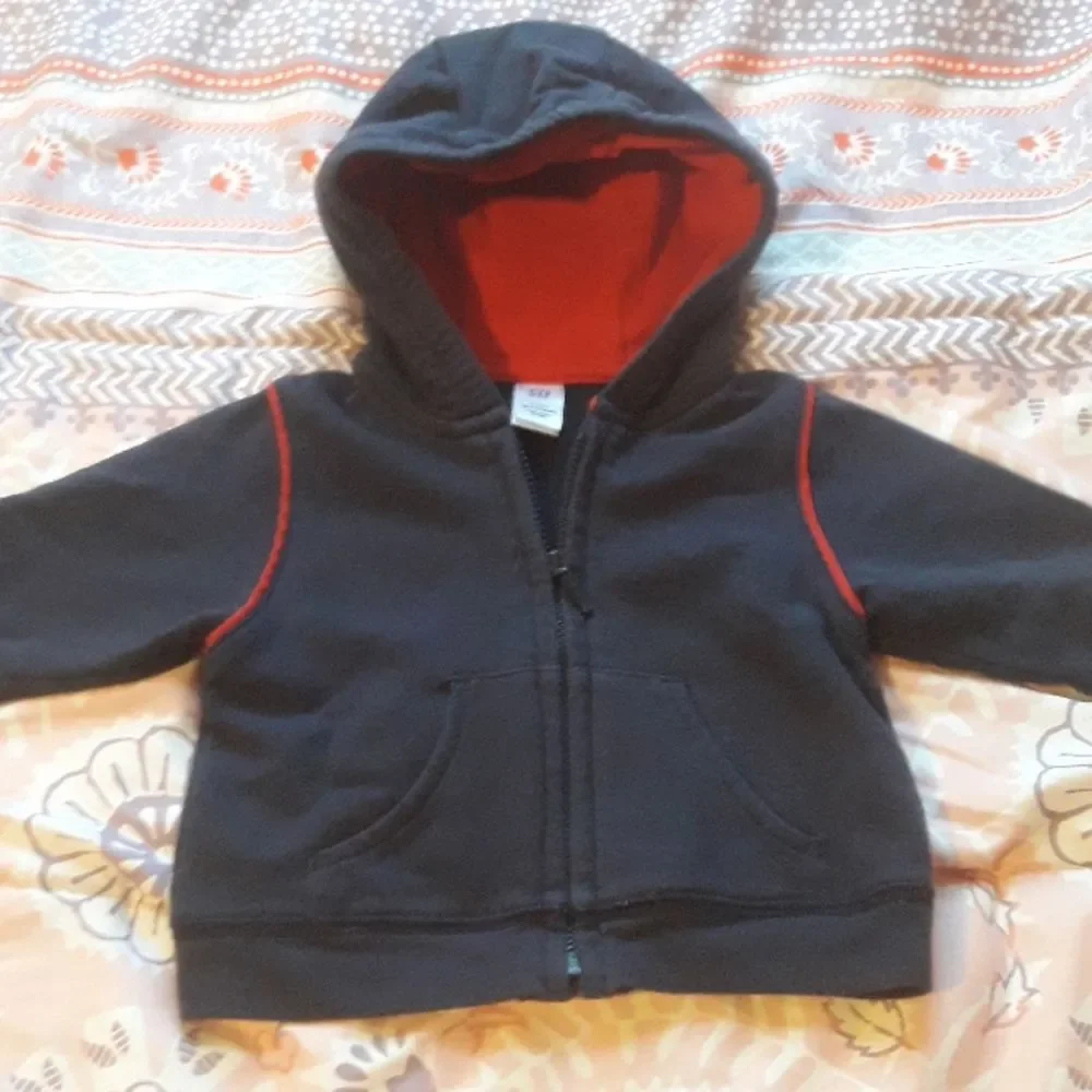 Baby Gap 0-3 mo HEART BREAKER zip up hoodie Blue/Red